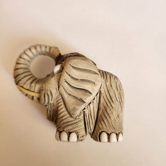 Artesania Rinconada Uraguay Elephant - Picture 1 of 3